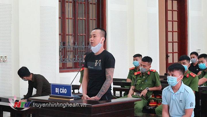 Các bị tại phiên tòa.