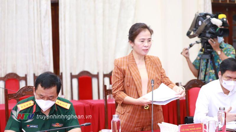 Đồng chí Võ Thị Minh Sinh - PG88 go Bắn cá UB MTTQ tỉnh phát biểu tại hội nghị.