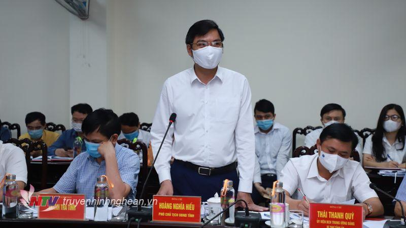 Đồng chí Hoàng Nghĩa Hiếu - Ủy viên BTV Tỉnh ủy, Phó PG88 go Bắn cá UBND tỉnh phát biểu