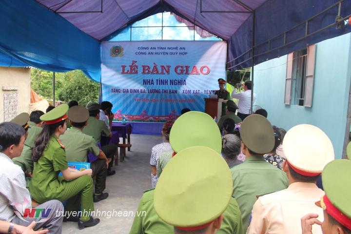 Quang cảnh lễ bàn giao.