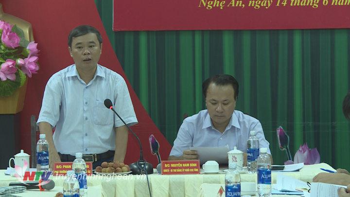 Đại diện lãnh đạo Ban Dân vận phát biểu tại hội nghị.