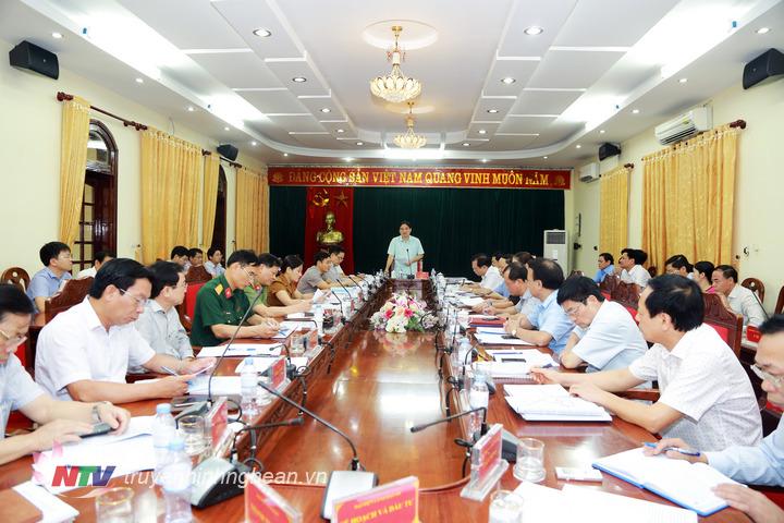 Toàn cảnh phiên họp.