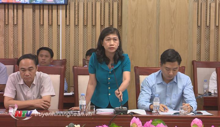 Đại diện các sở, ngành phát biểu tại 