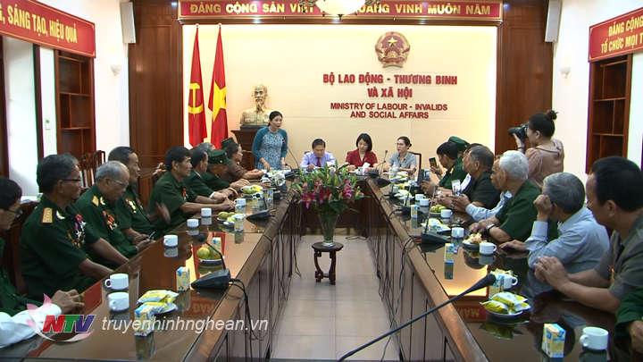 Toàn cảnh buổi gặp mặt.