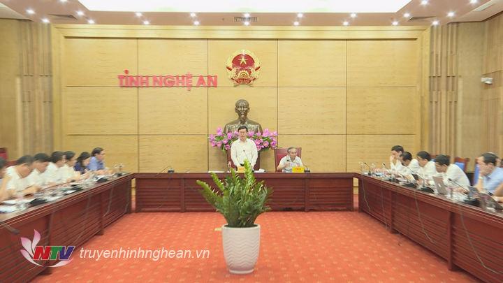 Toàn cảnh buổi làm việc.