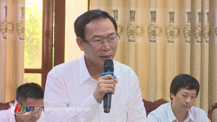 Lãnh đạo sở Tài chính phát biểu tại buổi làm việc.