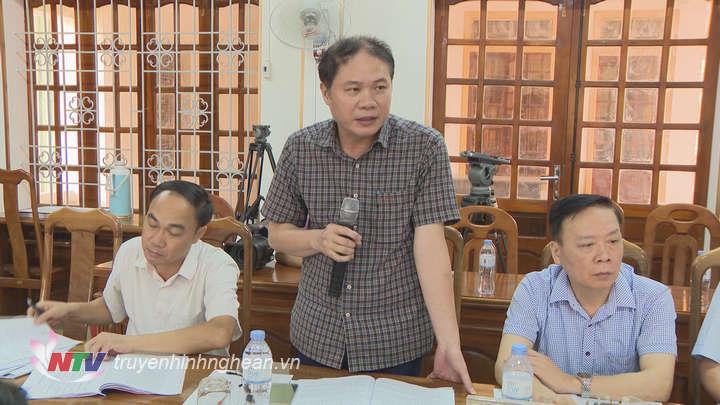 Đại diện Ban Tổ chức Tỉnh ủy phát biểu tại buổi làm việc.