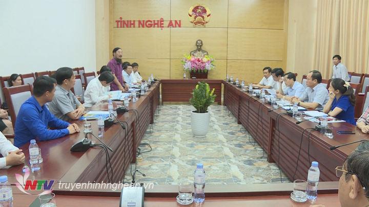 Toàn cảnh buổi làm việc.