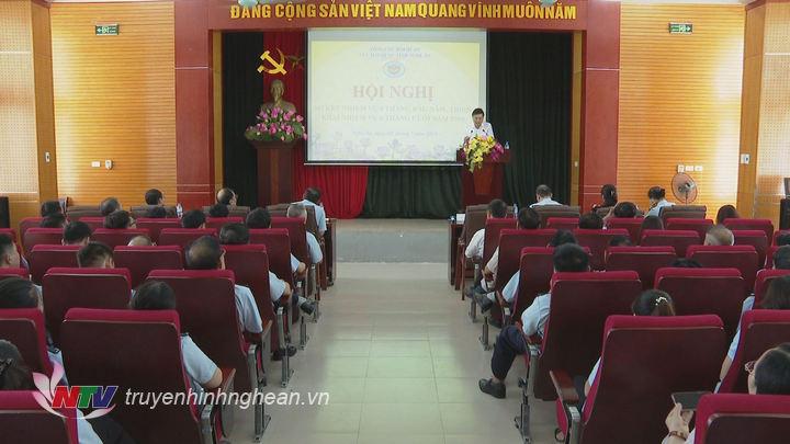Toàn cảnh hội nghị.
