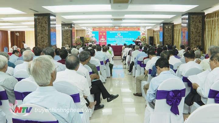 Toàn cảnh hội nghị.
