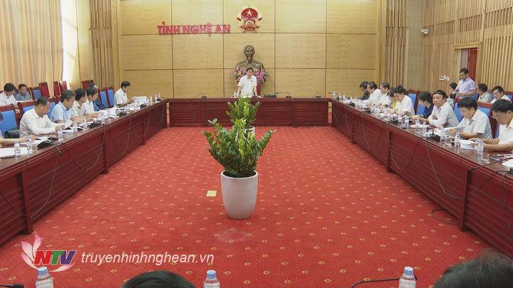 Toàn cảnh buổi họp.