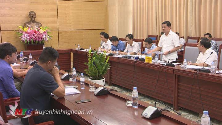 Toàn cảnh buổi làm việc.
