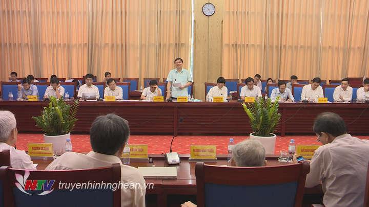 Toàn cảnh buổi làm việc.