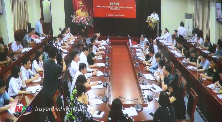 Toàn cảnh hội nghị.