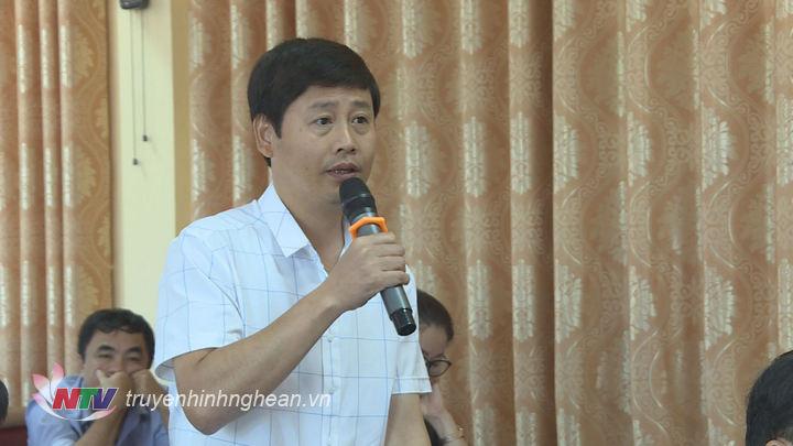 Đại diện các cơ quan báo chí phát biểu tại hội nghị.
