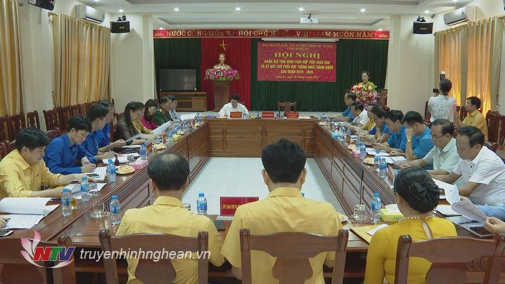 Toàn cảnh hội nghị.