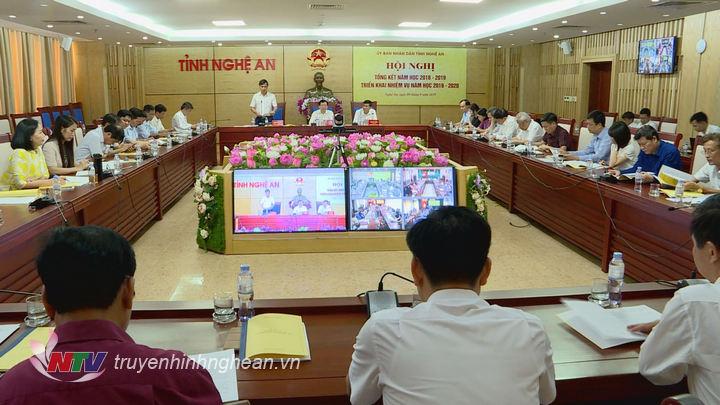 Toàn cảnh hội nghị.