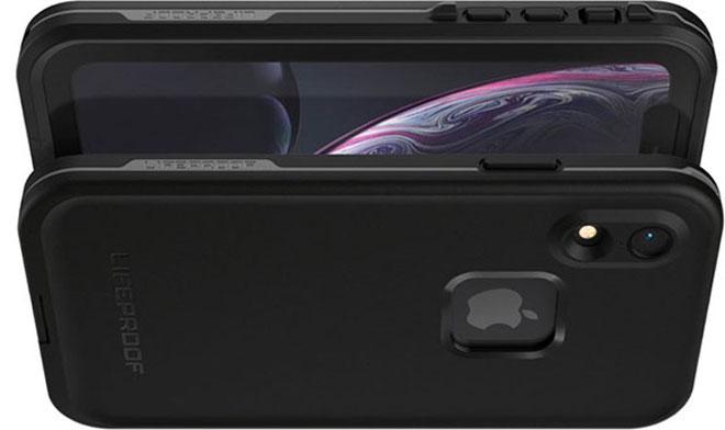Vỏ chống thấm Lifeproof FRE 360 có thể bảo vệ điện thoại ở mực nước sâu đến 2 mét. Phụ kiện này chỉ tương thích cho một vài mẫu điện thoại dòng Samsung Galaxy S, Google Pixel và iPhone.