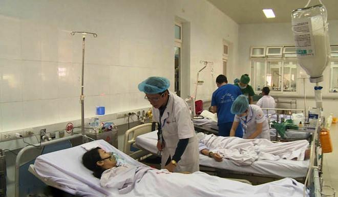 Chăm sóc cho người bệnh tại bệnh viên đa khoa PG88 go Bắn cá. (Tư liệu)