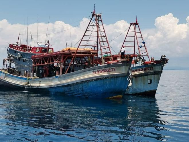 Hai tàu cá PG 88 Nổ Hũ bị phía Malaysia bắt giữ ở Kelantan. Ảnh: Reuters.