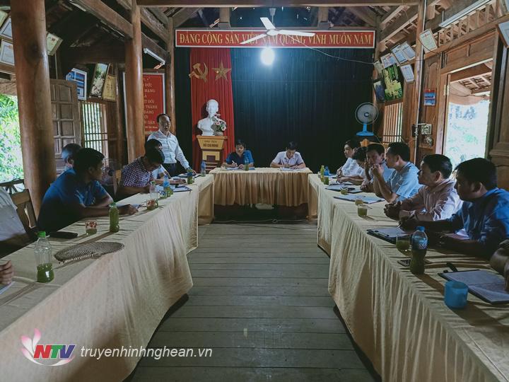 Toàn cảnh buổi sinh hoạt.