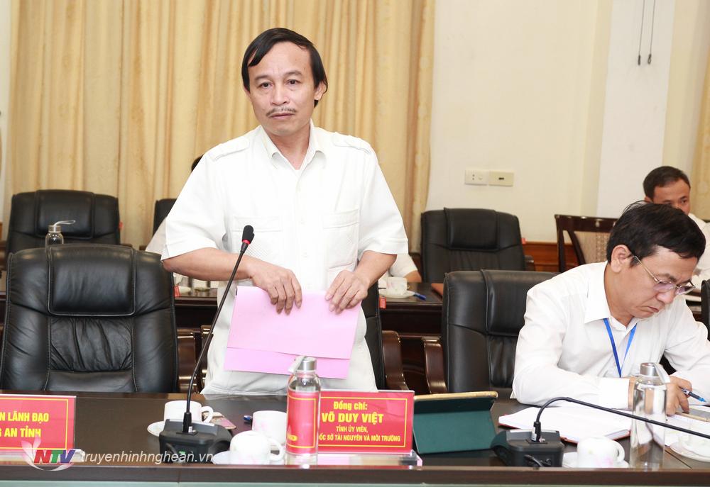 Giám đốc sở TNTMT Võ Duy Việt đề nghị sở GTVT cần phối hợp trong khai thác quản lý cát sỏi, liên quan đến bến thủy nội địa