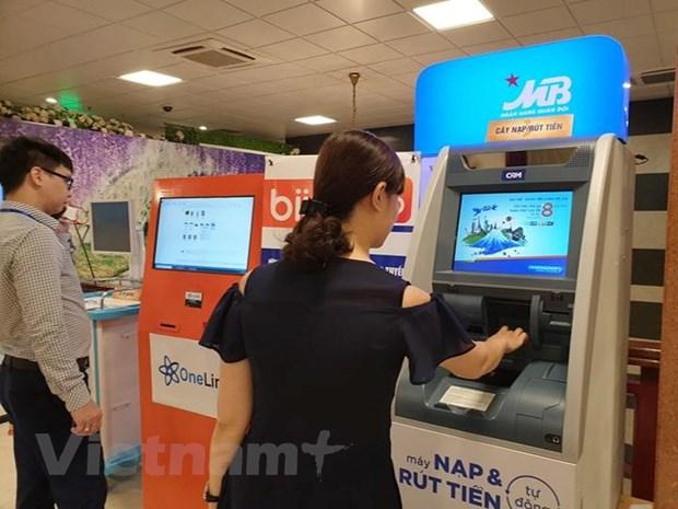 Thanh toán viện phí không dùng tiền mặt thông qua thẻ của các ngân hàng