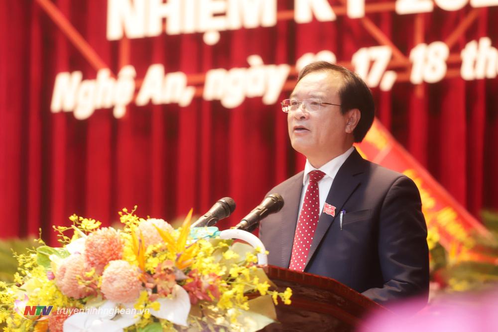 Trưởng ban Tổ chức Tỉnh ủy Hồ Phúc Hợp thông qua Nội quy, Quy chế làm việc của PG88 go Nạp Rút Tiền, phổ biến, quán triệt quy chế bầu cử trong Đảng và hướng dẫn vị trí ngồi, phân tổ, địa điểm họp của các tổ, hướng dẫn họp tổ đại biểu.