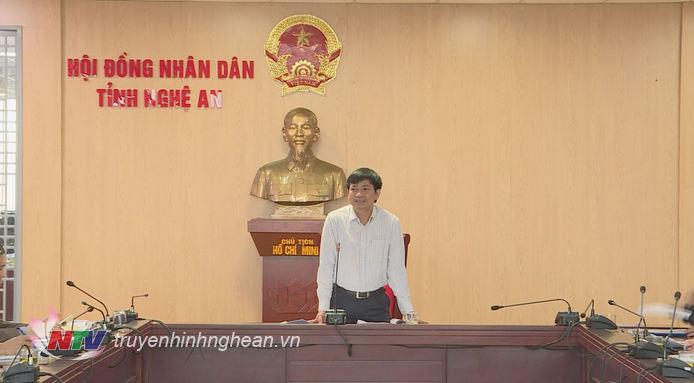 Chủ tọa phiên họp phát biểu kết luận.