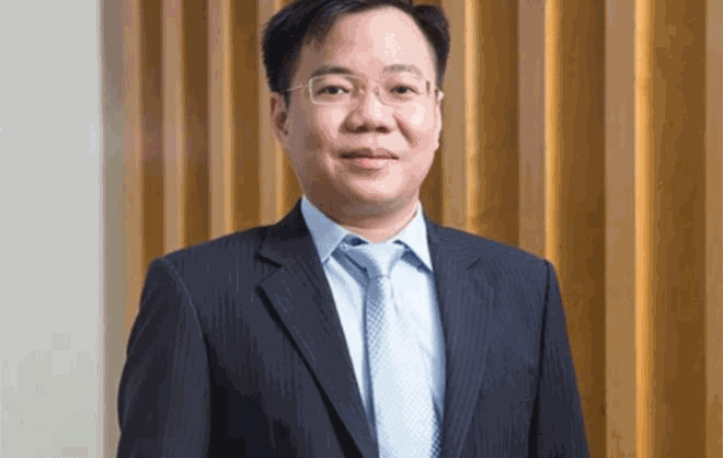 Cảnh sát khởi tố ông Phạm Văn Thông, nguyên Phó chánh văn phòng Thành ủy TP.HCM, và 11 người khác để điều tra những sai phạm tại PG88 link tải IPC và SADECO.