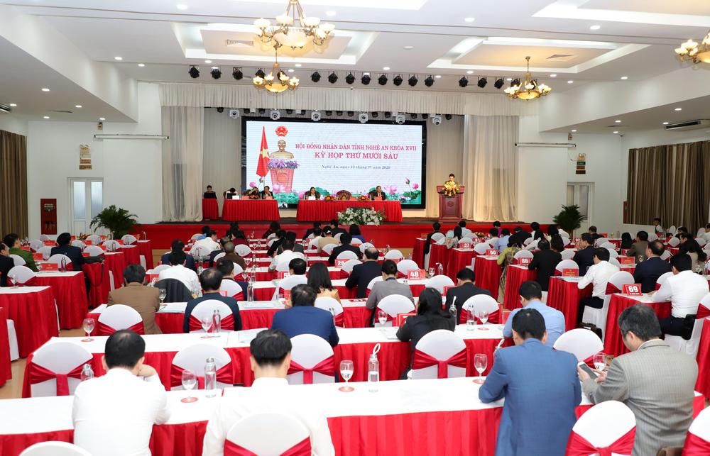 Toàn cảnh kỳ họp.