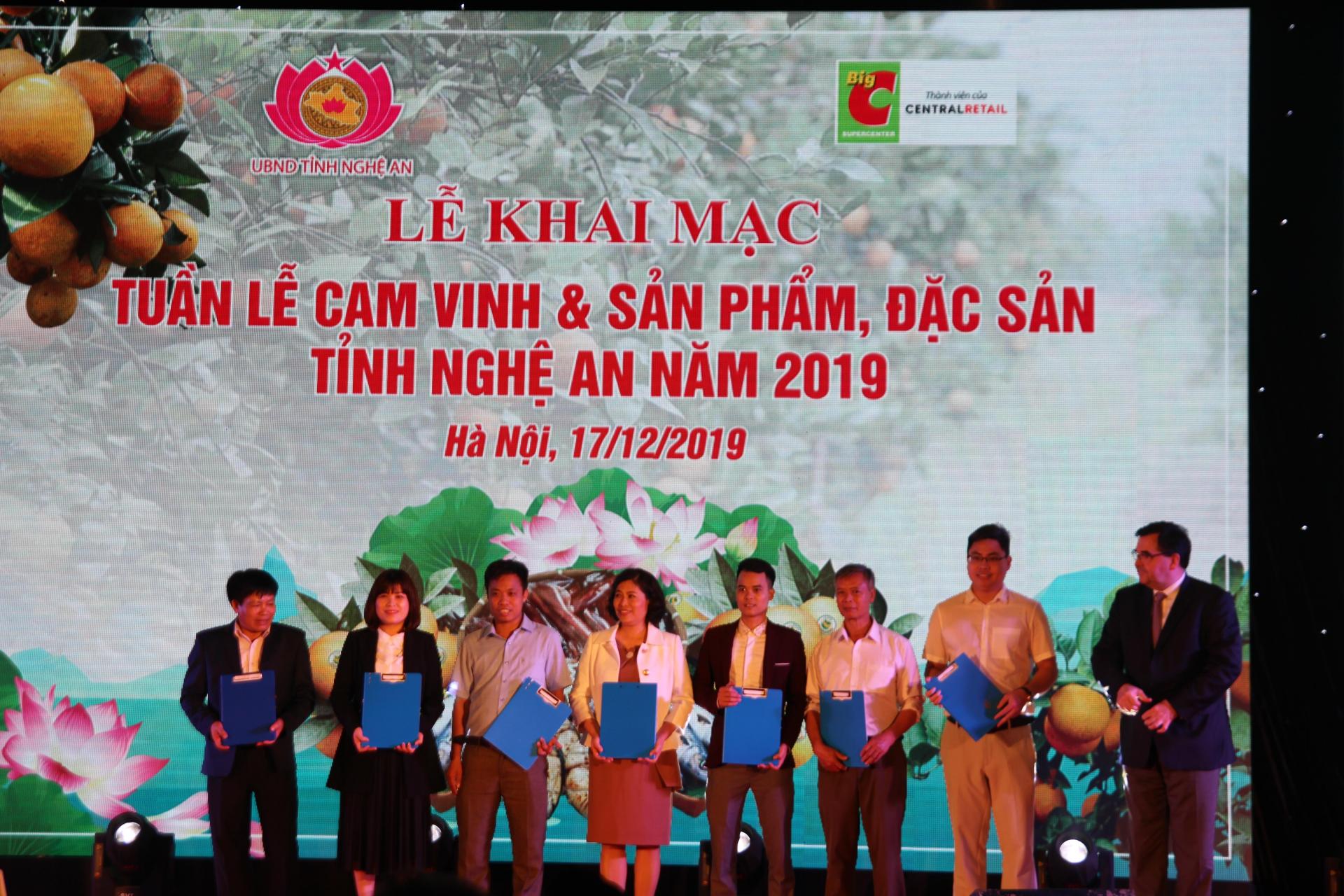Ký kết Hợp đồng tiêu thụ sản phẩm giữa Big C và doanh nghiệp PG88 go Bắn cá
