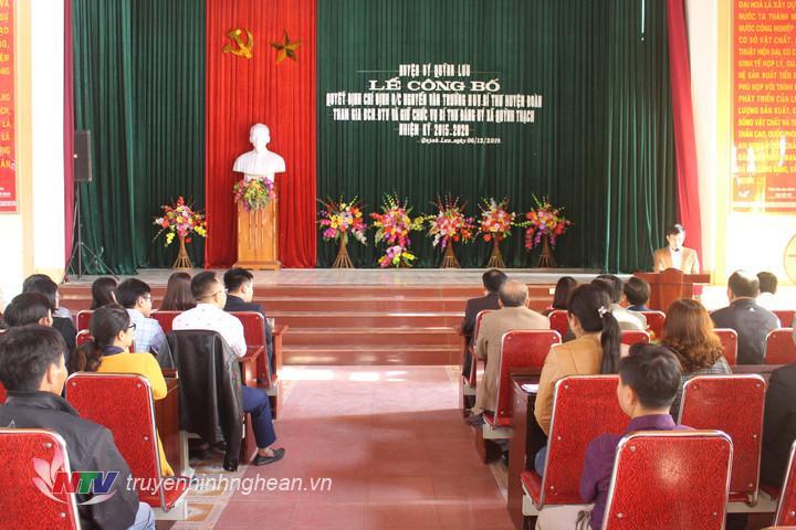 Toàn cảnh buổi lễ.