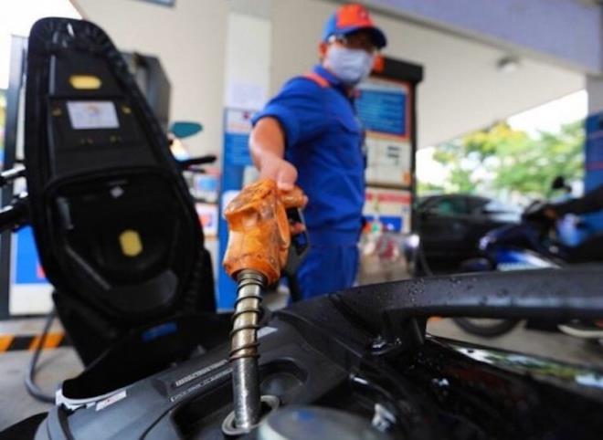  Đây cũng là kỳ điều chỉnh giá xăng dầu cuối cùng trong năm 2020. (Ảnh minh hoạ)