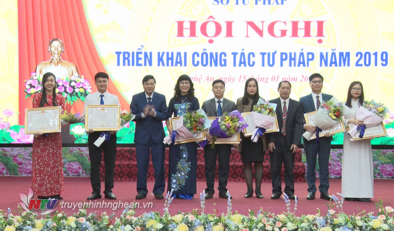 Trao Băng