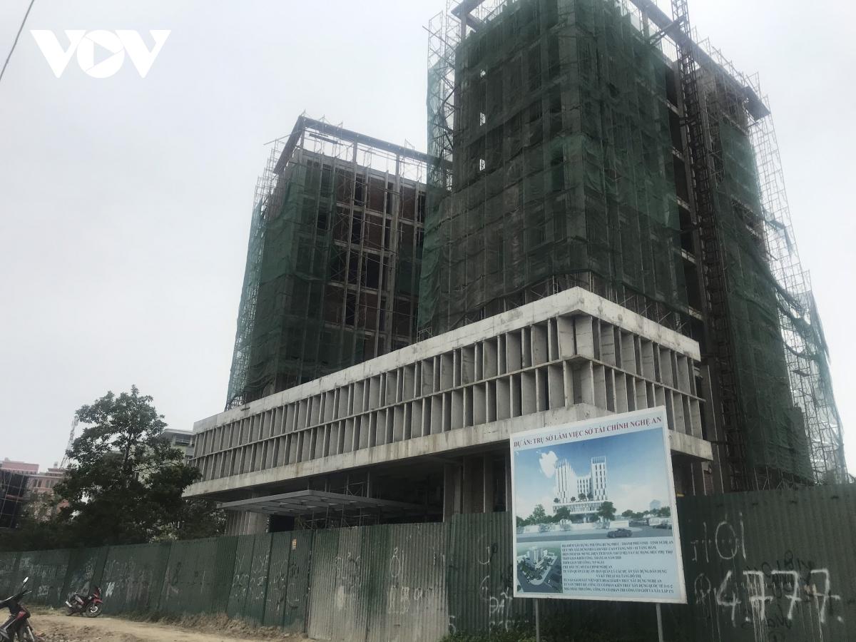 Công trình nơi xảy ra sự việc.