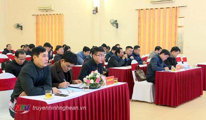 Các đại biểu dự hội nghị.