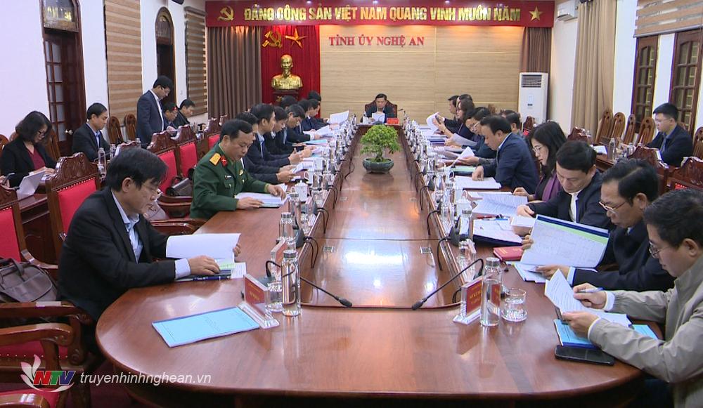 Toàn cảnh phiên họp.