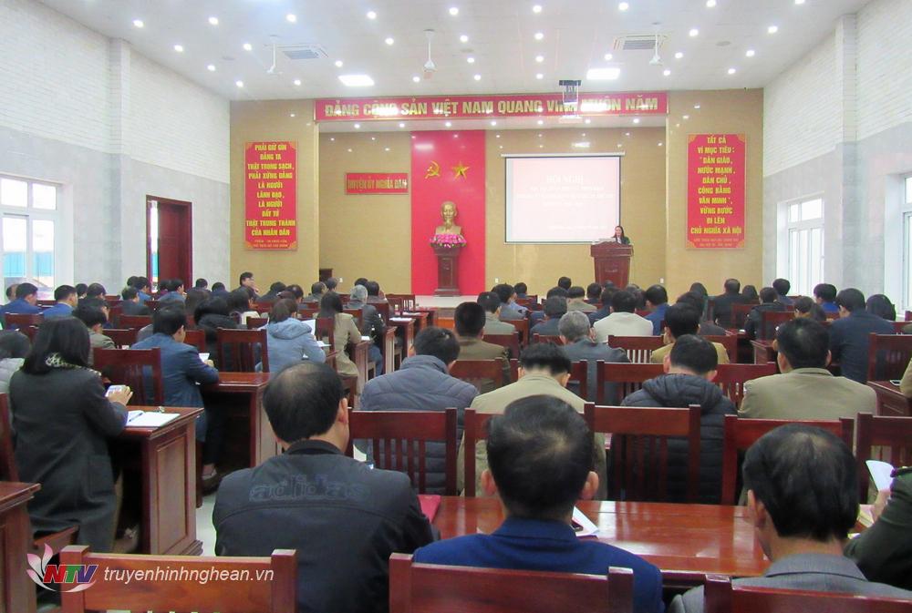 Toàn cảnh hội nghị học tập, quán triệt và triển khai Nghị quyết tại huyện Nghĩa Đàn.