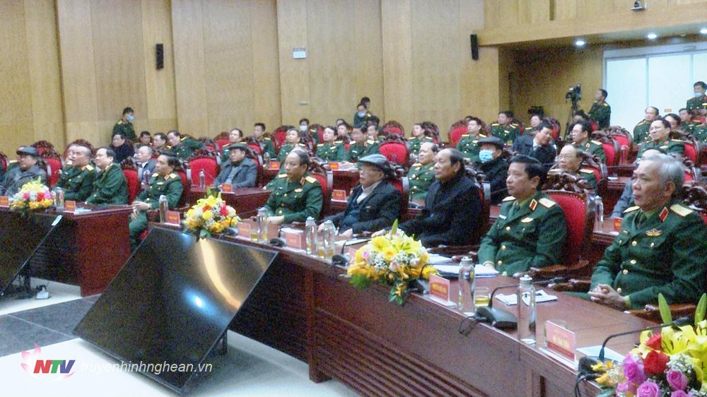 Toàn cảnh hội nghị tại điểm cầu Quân khu 4.