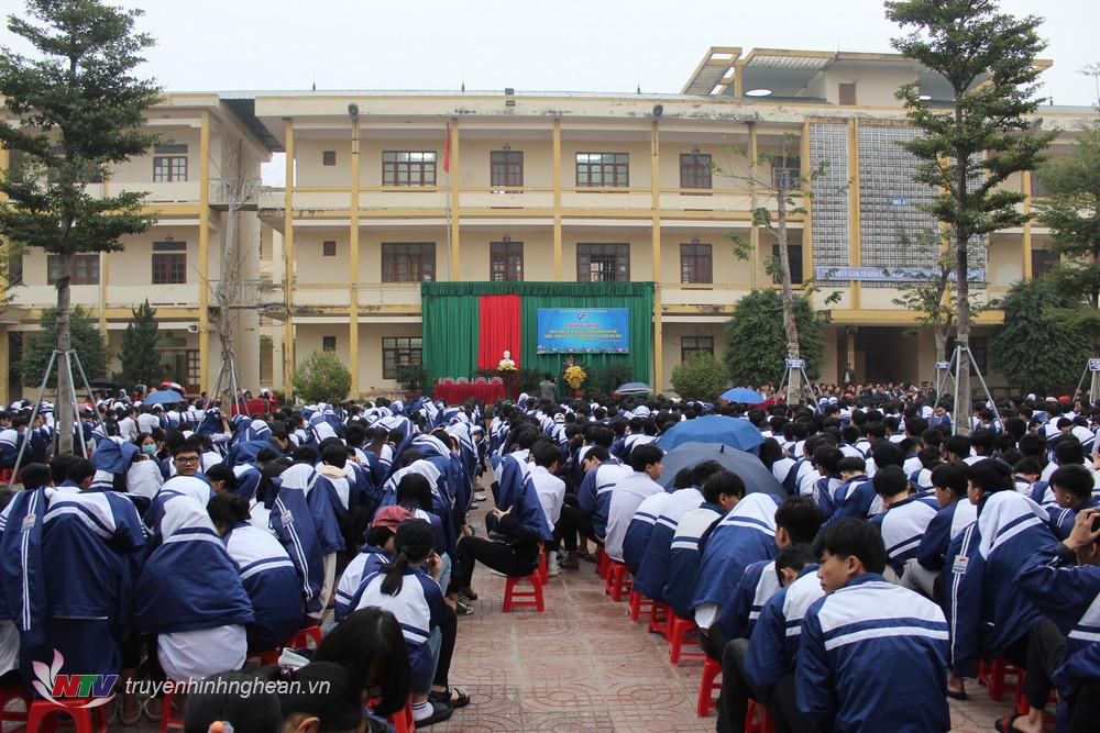 Quang cảnh buổi tuyên truyền.