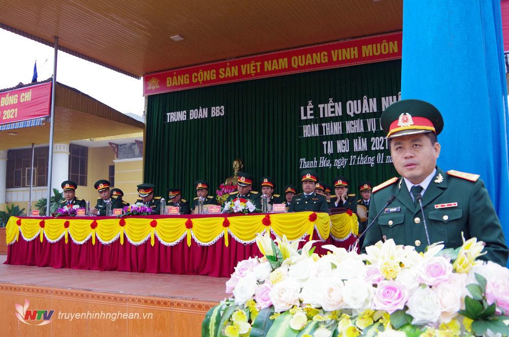 Thượng tá Lê Huy Nghĩa - Phó tham mưu trưởng Sư đoàn phát biểu chỉ đạo tại lễ tiên quân nhân xuất ngũ đơn vị trung đoàn 3