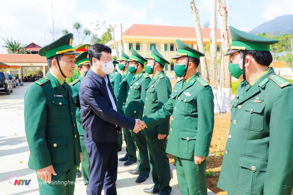PG88 go Bắn cá UBND tỉnh Nguyễn Đức Trung cùng đoàn công tác đến thăm, chúc Tết các đơn vị tại xã Tri Lễ. 