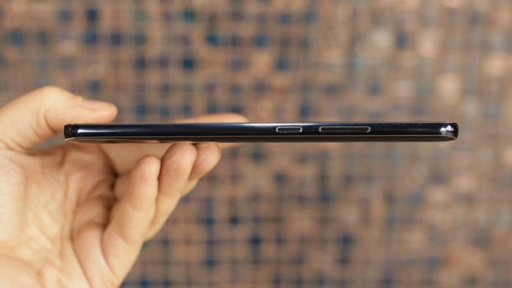 Mẫu điện thoại mang nhãn hiệu “PureView” chắc chắn là thứ được cả người dùng chuyên nghiệp và đam mê nhiếp ảnh chờ đợi.