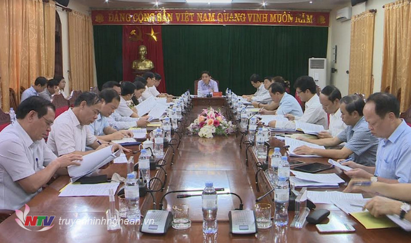 Toàn cảnh cuộc họp.
