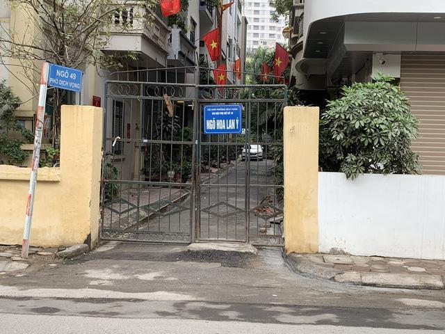 Phong tỏa Ngõ 49 phố Dịch Vọng, quận Cầu Giấy
