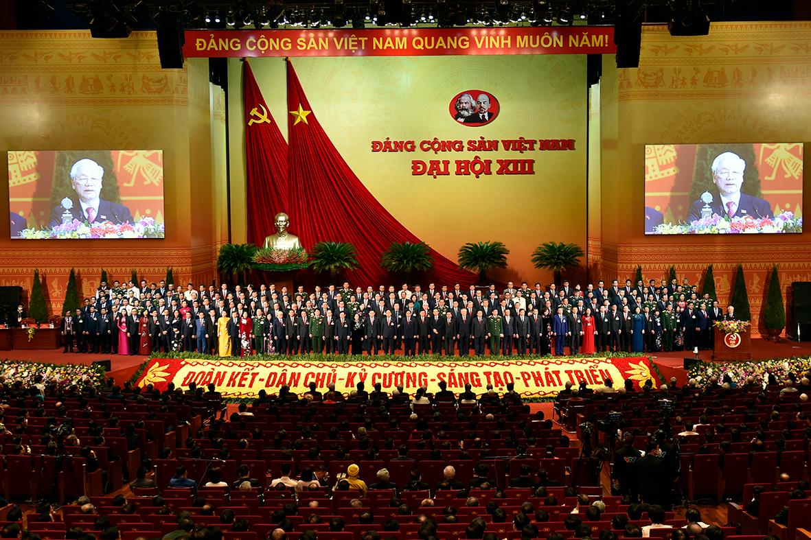Ban Chấp hành Trung ương Đảng khóa XIII ra mắt PG88 go Nạp Rút Tiền. Ảnh: VGP