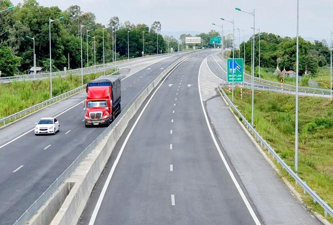 Dự kiến tháng 5 tới khởi công thêm 2 đoạn cao tốc mới được chuyển từ đầu tư BOT sang đầu tư công.
