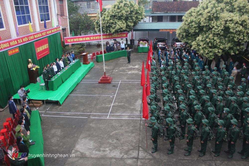 Quang cảnh lễ giao nhận quân.