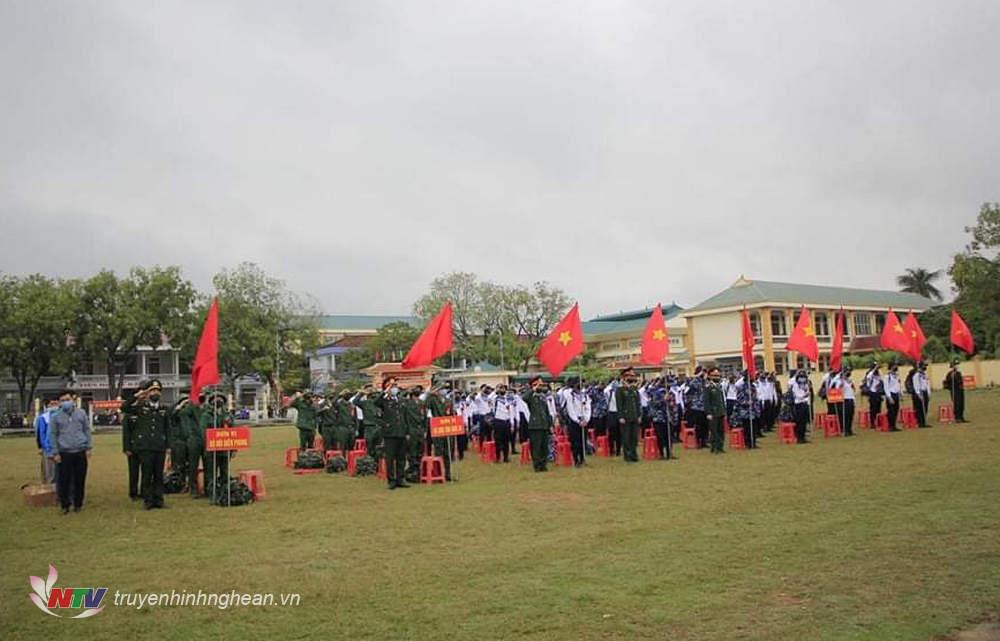 Quang cảnh lễ giao, nhận quân.